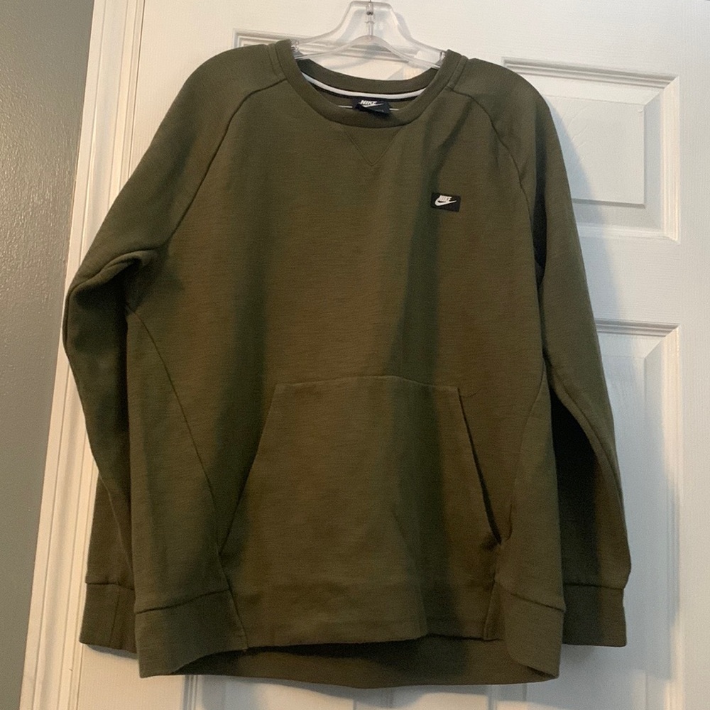 olive green nike sweatshirt, size large